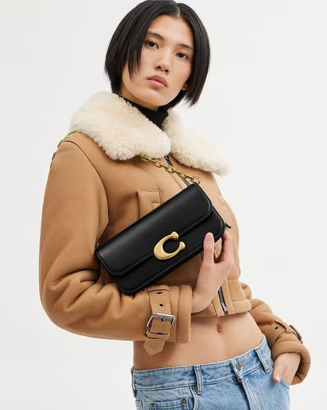 COACH Idol Shoulder Bag 23