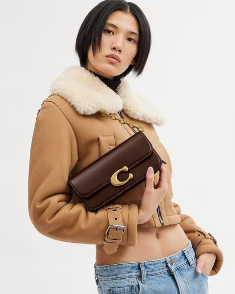 COACH Idol Shoulder Bag 23